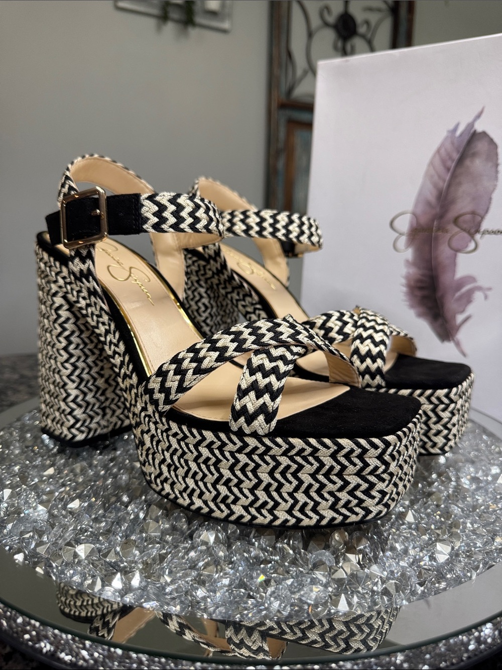 Jessica Simpson Black and Cream Chevron Platform Sandals NEW 10